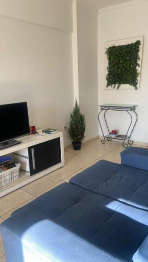 Apartamento grande ao lado da praia